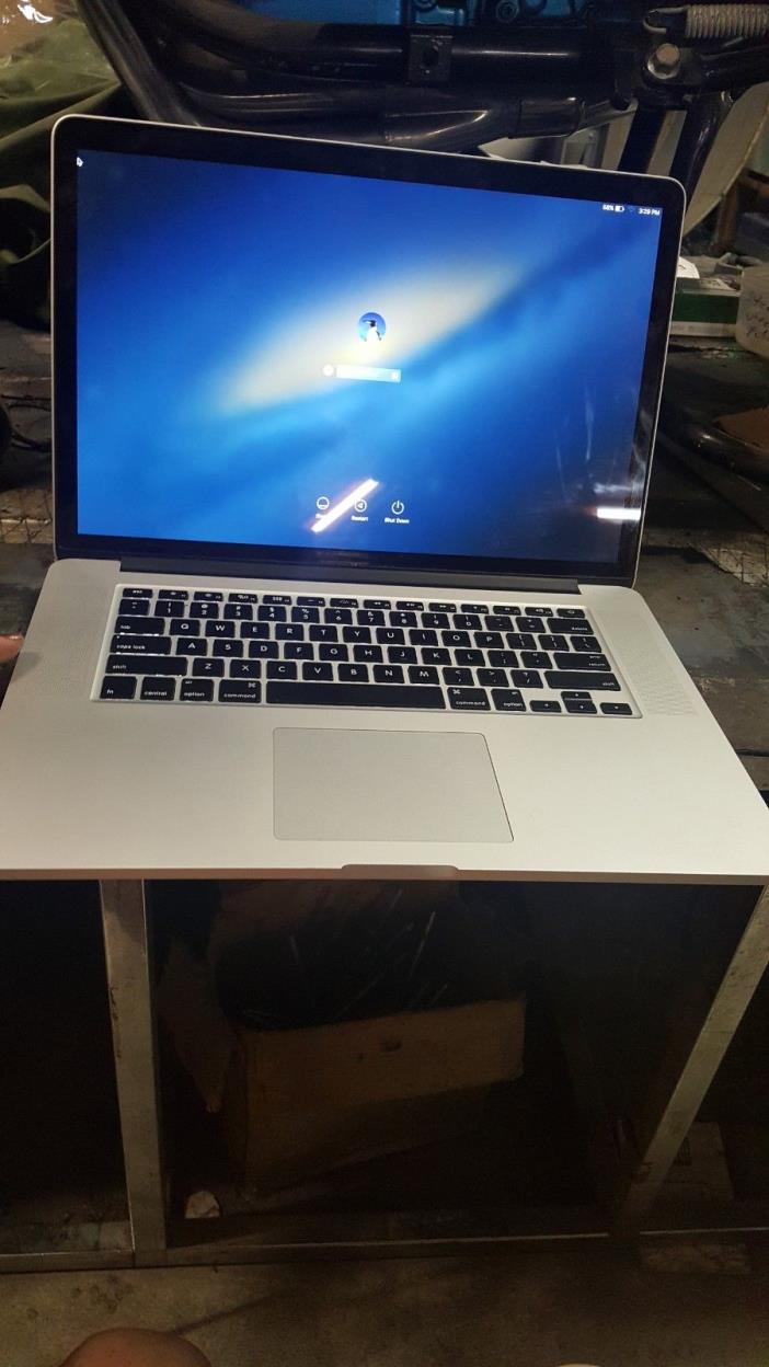 Apple MacBook Pro A1398 15.4