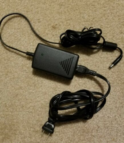 Maxtor One Touch I,II,III DVE DSA-0421S-12 AC Power Supply Charger Adapter