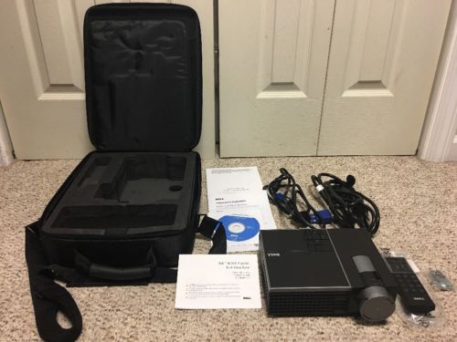 Dell M209X Projector In Case With Remote, Manuals & Cords