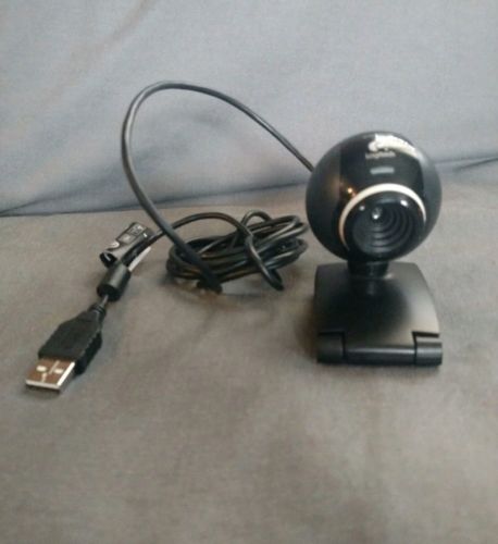 Logitech QUICKCAM E 3500 USB Wired Webcam V-UCU56