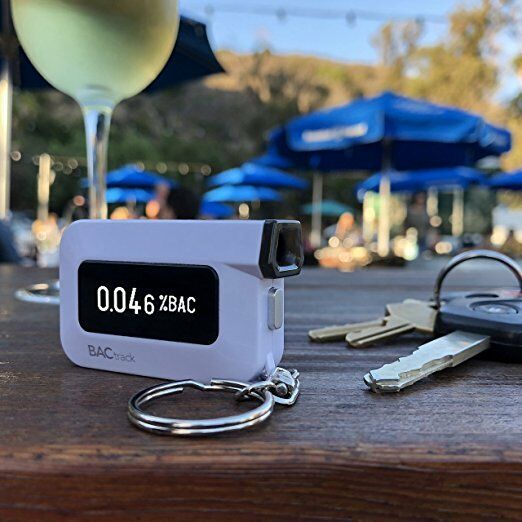 BACtrack Keychain Breathalyzer Professional Accuracy Alcohol Tester NEW Party