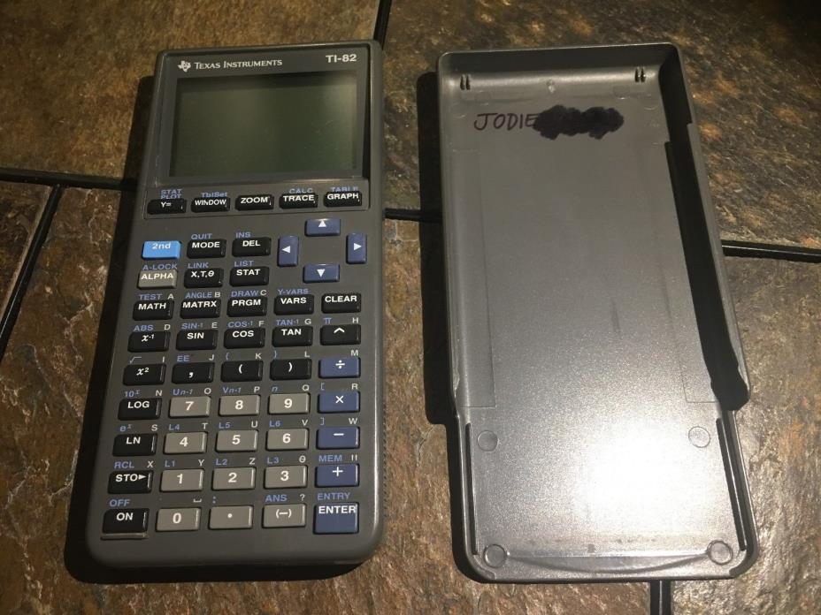TEXAS INSTRUMENTS TI-82 GRAPHING CALCULATOR.. GLITCHY SCREEN / PARTS OR REPAIR
