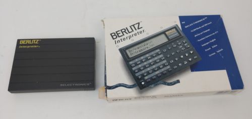 BERLITZ TR500 Interpreter 5 Language Translator French German Spanish Pocket Box