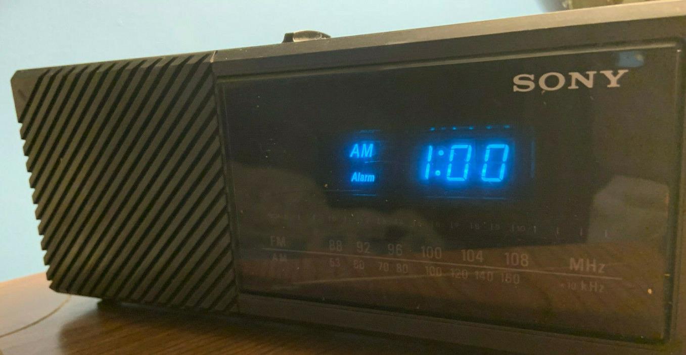 Sony Dream Machine ICF-C16W Alarm Clock - Read Disc