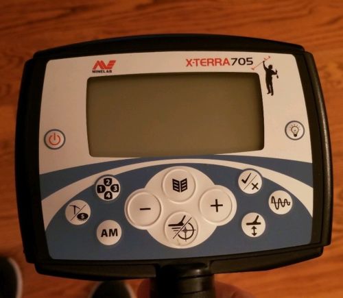 Minelab X-terra 705 metal detector with 9