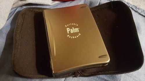 Palm PDA Portable Foldable Keyboard Dock Unit W/ Zipper Pouch USED
