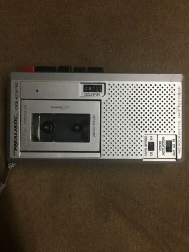 Realistic Micro-18 14-1042 Voice Actuated Microcassette Recorder