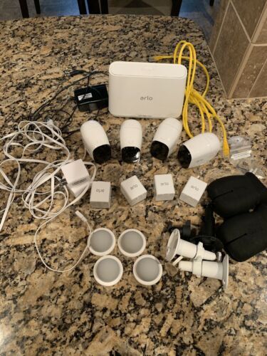 ARLO PRO Smart Security System Kit 4 Cameras Base (VMB4000) Netgear