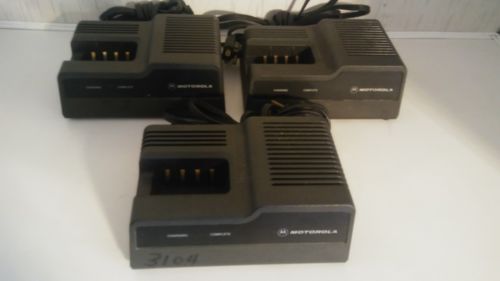 LOT OF 3 Motorola NTN4633A Radio Battery Chargers