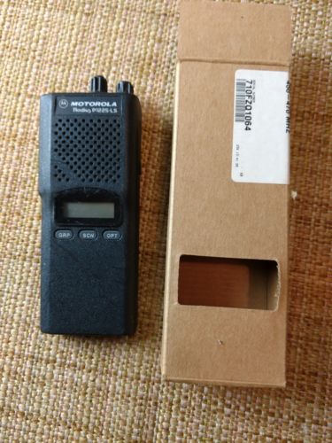 Motorola Radius P1225.LS Handheld Radio P94ZRH95A2AA