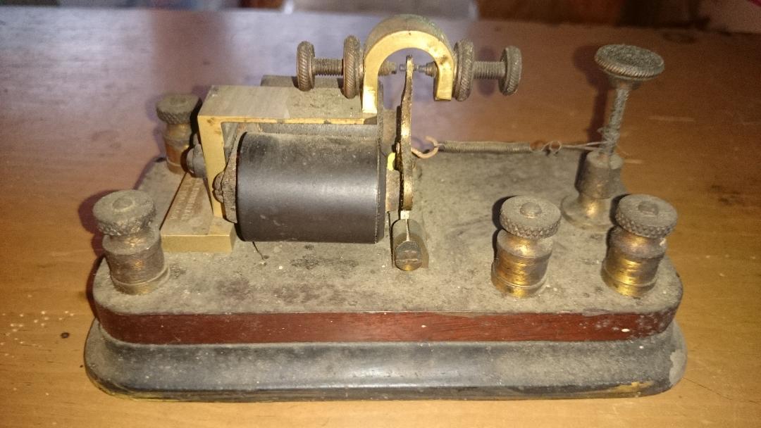Vintage J.H. Bunnell  & Co. Telegraph Sounder NY USA 150 Base Stamp Rare
