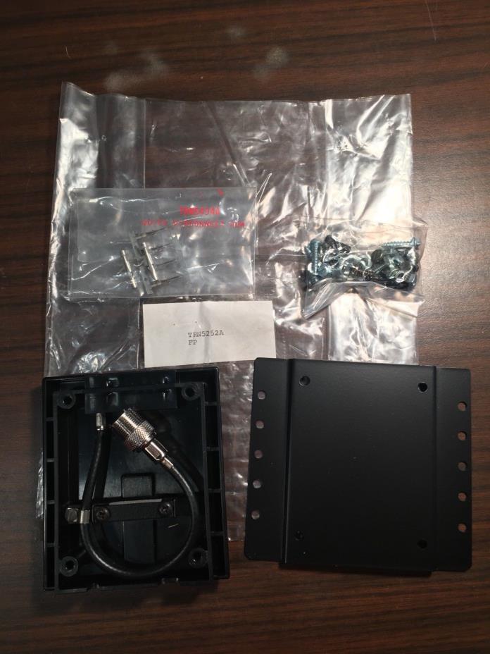 Motorola TRN5252A Flat Mounting Bracket for Moxy/Maxar/Maxar80
