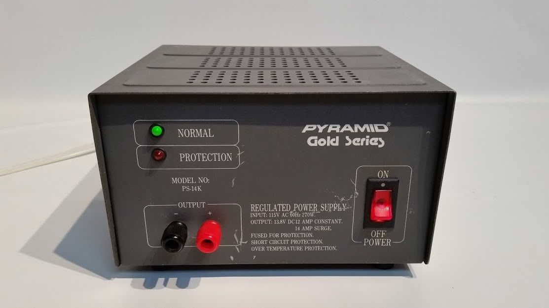 Pyramid gold series power supply PS-14K 13.8V 12-14 Amps Tested