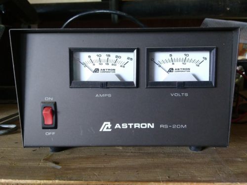 Astron RS-20M Table Top 20 Amp Regulated DC Power Supply w/ Dual Meters