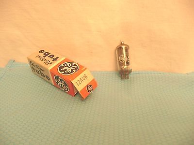 GE 12AU6 TUBE in Original GE Electronic Radio Tube Box VINTAGE OEM Tests GOOD