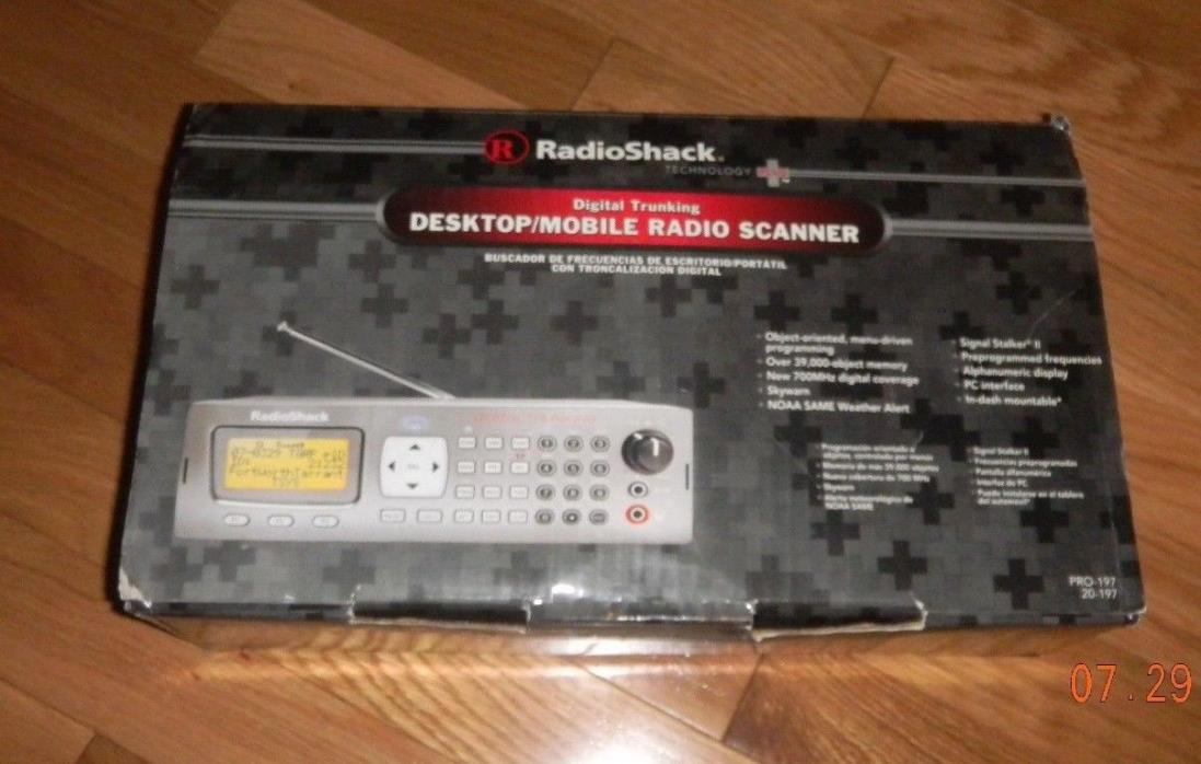 Radio Shack PRO-197 Digital Trunking Desktop/Mobile Radio Scanner WE NEVER USED!