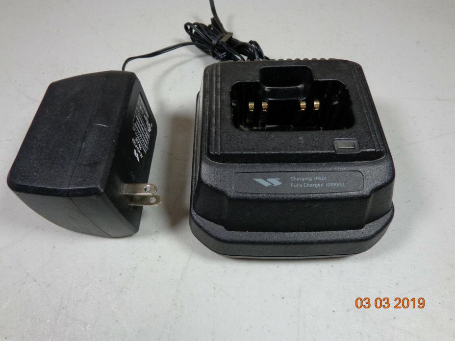 Vertex Standard CD-16  VX-160U VX-160V Rapid Radio Charger and power cord  C70