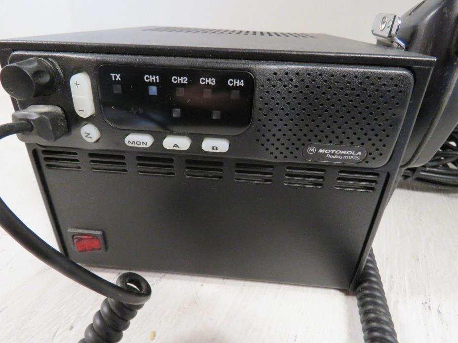 Motorola Radius M1225 4-Channel Mobile Radio with Power Supply & Mic