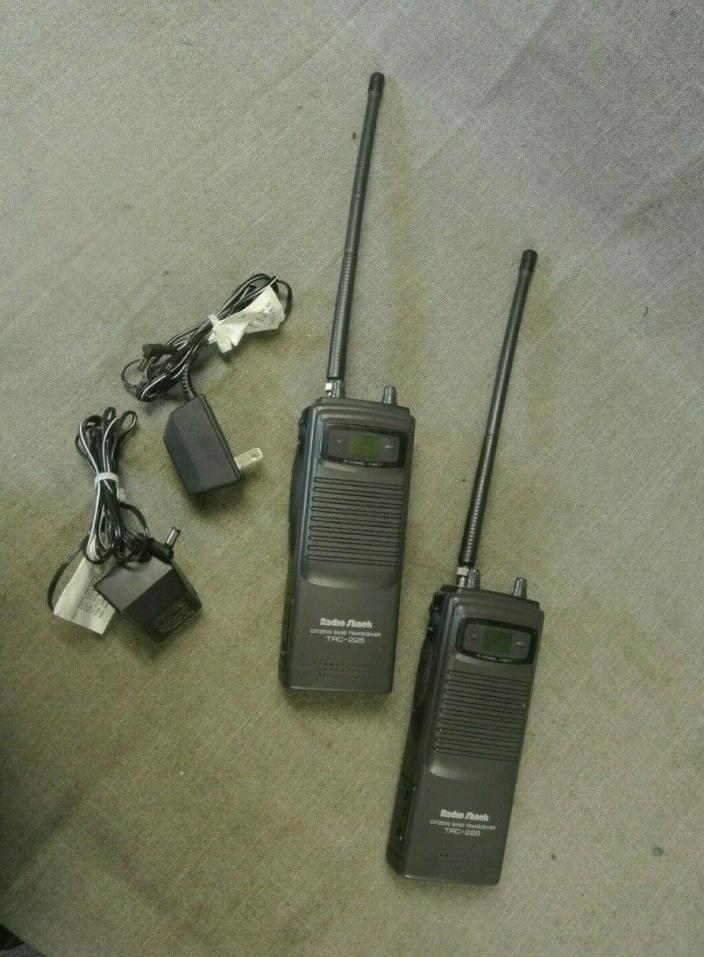 SET OF 2 RADIO SHACK TRC-225 WALKIE TALKIES (97333-1 H)