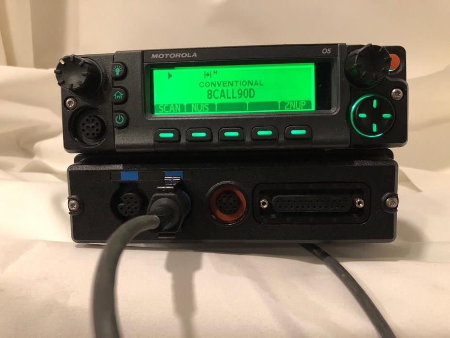 MOTOROLA APX 6500 UHF R2 WITH PHASE 2 TDMA AND ENCRYPTION  & ACC'S 450-520MHZ