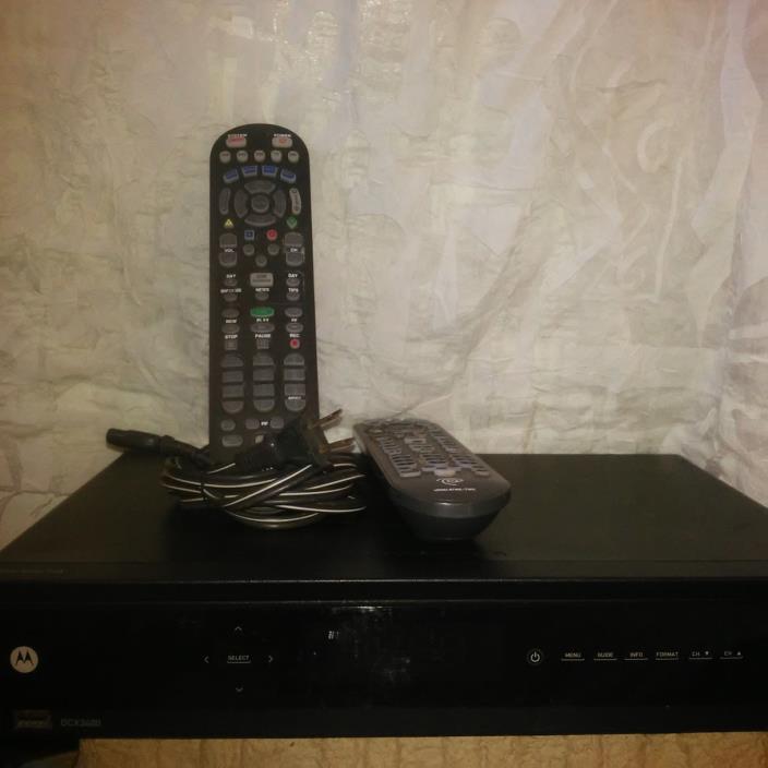 Motorola DCX3400-M  PVR DVR Box with 2 Original Remotes