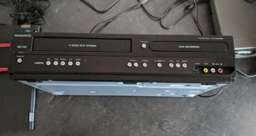 Magnavox ZV427MG9 Recorder VHS-DVD Recorder Combo HDMI No Remote Tested