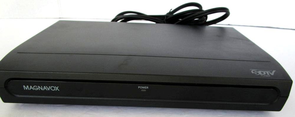 Magnavox TB100MW9 DTV Converter Gently Used *Converter Box Only*