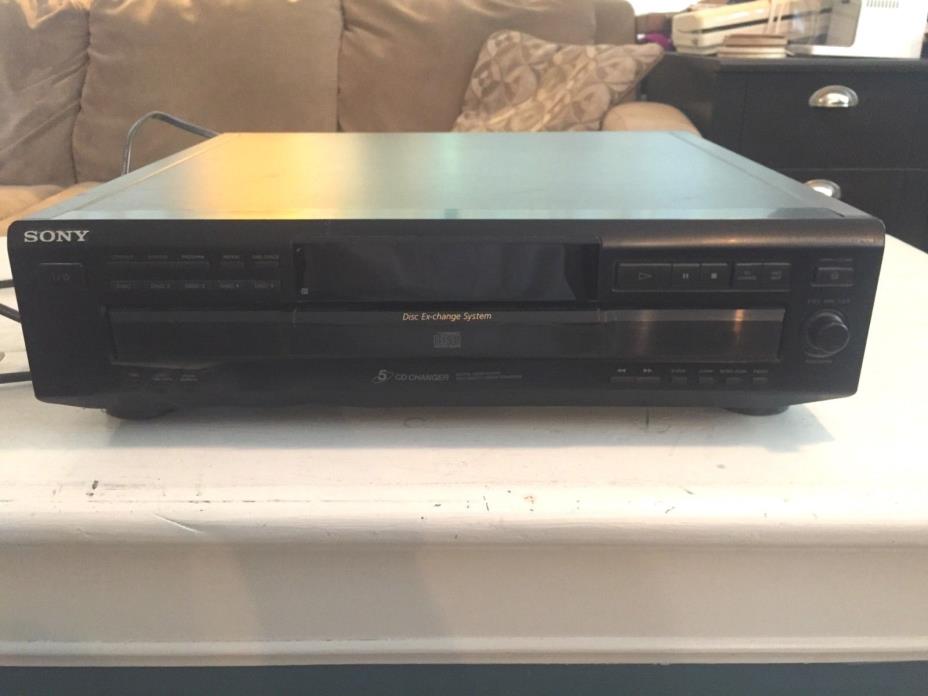 Sony Compact Disc Player Model CDP-CE335