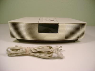 Bose AWR1-1W  Wave AM/FM Radio/Alarm Clock.