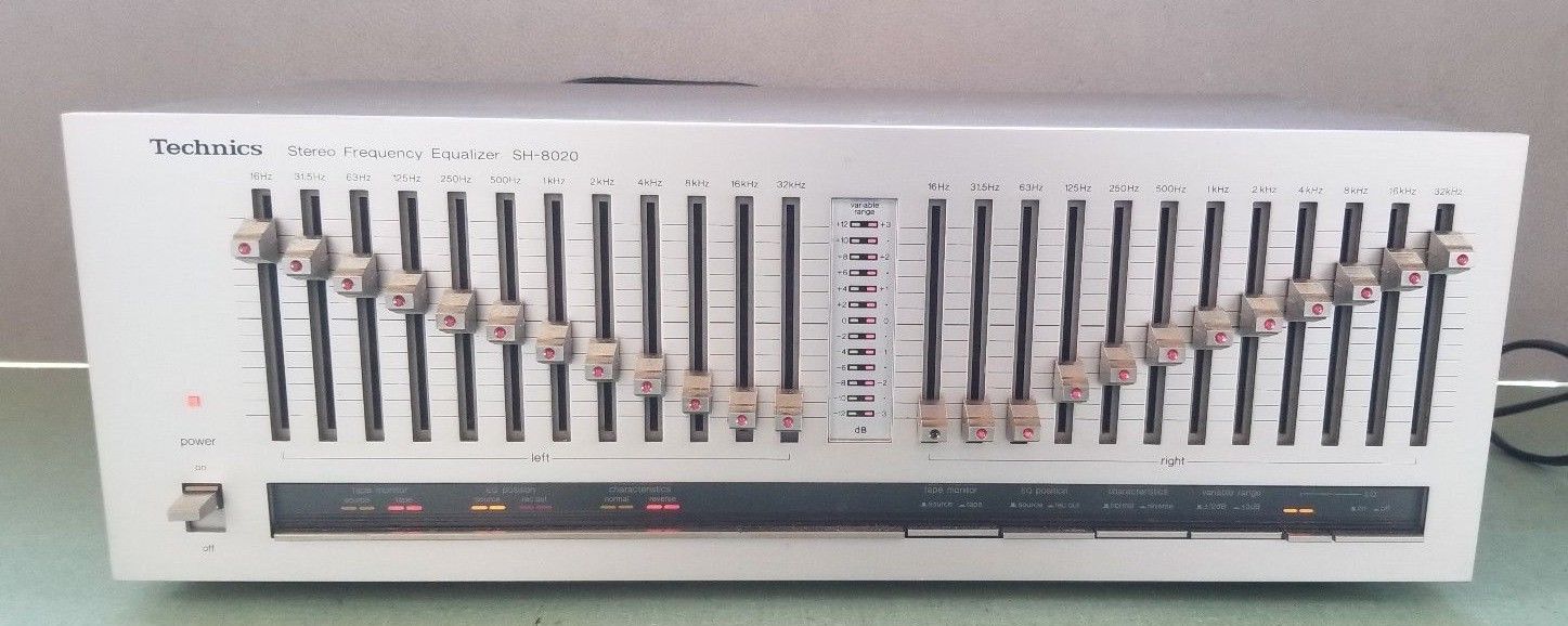 VINTAGE TECHNICS STEREO FREQUENCY EQUALIZER SH-8020