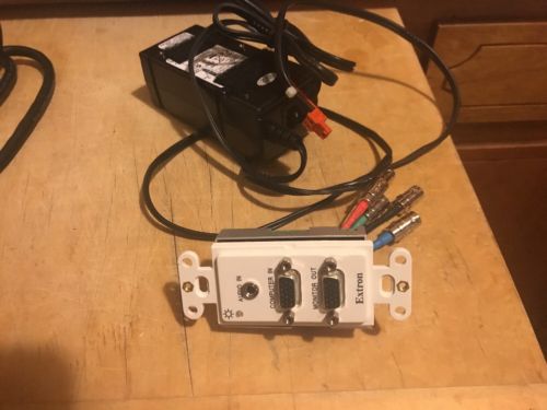 Extron P/2 DA2 D White W/power Pack