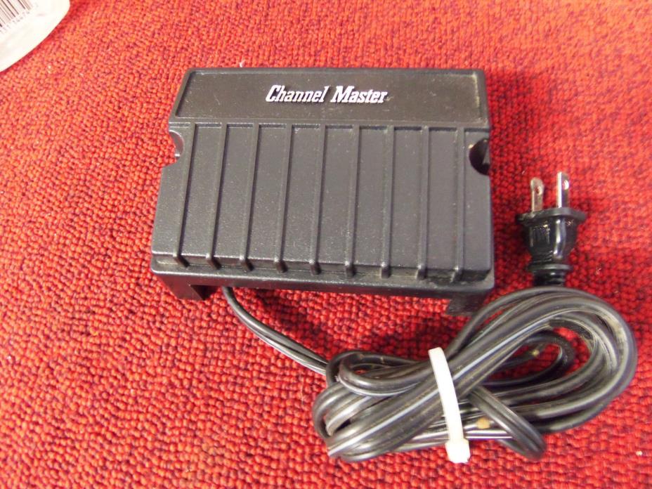 Channel Master  Model 0071C Antenna Amplifier Pre amp Power Supply Tested Good