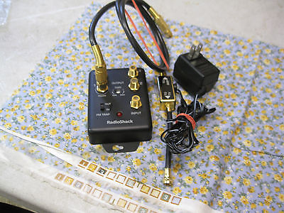 Radio Shack 15-1167 75 Ohm Indoor Powered 4 Set Distribution Amplifier