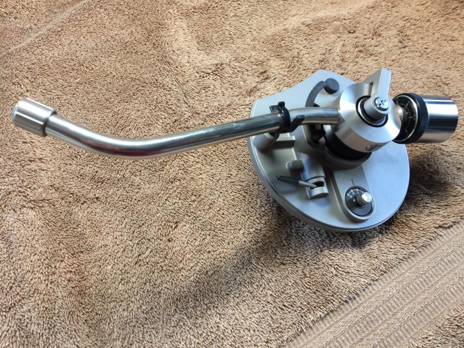 Technics SL-1300 Turntable tonearm assembly with counter weight, fine condition!