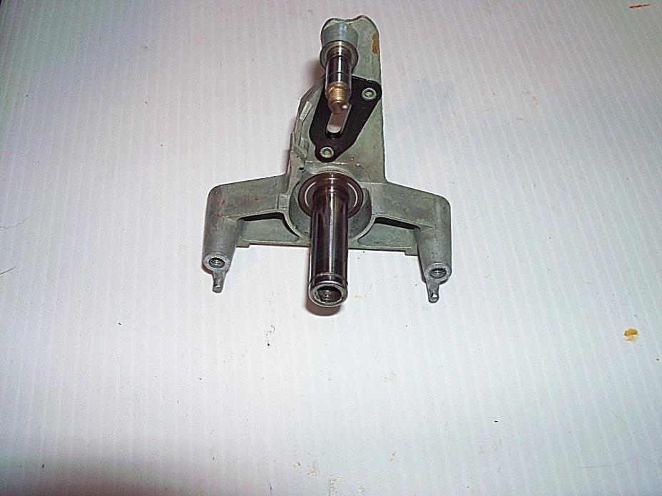 GARRARD SL 95B Turntable parts: 74434 Turntable Spindle Housing