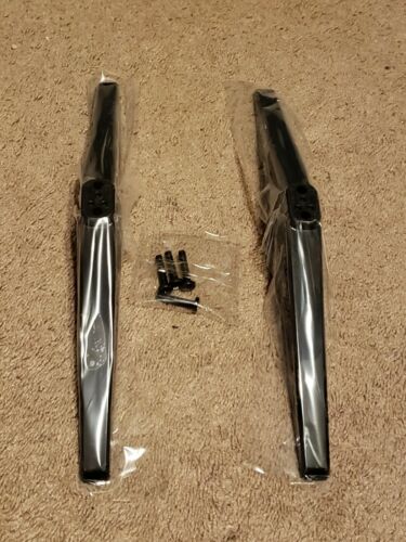 TCL 55s515 TV Stand Base Legs w/mounting screws, BRAND NEW IN PLASTIC