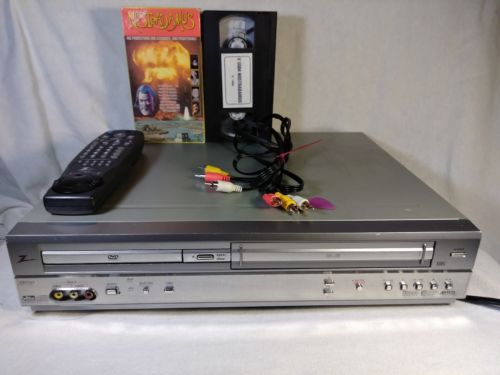 Zenith XBV243 DVD VHS Combo Player Working with Remote and A/V Cord