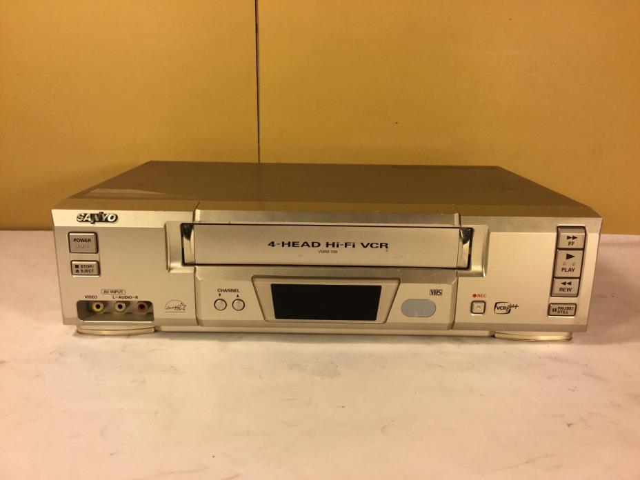 Sanyo VWM-700 VHS VCR Player -TESTED & WORKS GREAT-