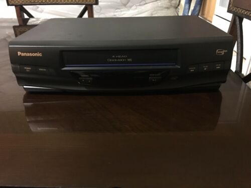 * Panasonic PV-V4020 Omnivision VCR Video Cassette Recorder Player, Tested works