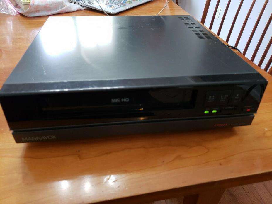 Magnavox 4 Head Hi-Fi HQ VCR Plus VHS VR9720AT01 with Remote & Cables