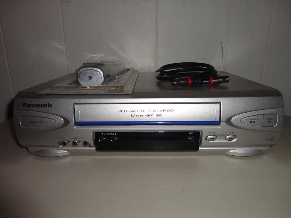 PANASONIC VCR MODEL PV-V4523S 4-HEAD HI-FI STEREO OMNIVISION w/ REMOTE TESTED