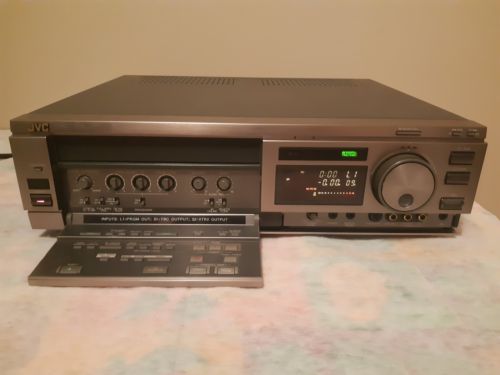 JVC BR-S378U Professional SVHS VCR PLAYER RECORDER - Tested & Working