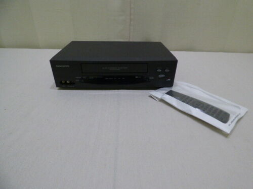Vintage Daewoo DV-T8DN Video Cassette Recorder VHS Player w/ Remote Black