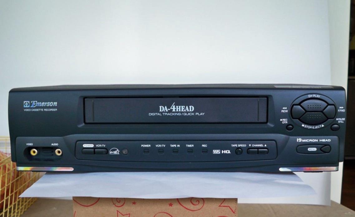Vintage Emerson EWV401B VHS VCR 4 Head   NO REMOTE