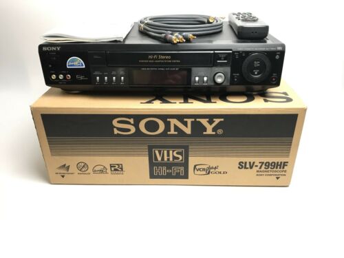 Sony SLV-799HF VHS VCR Player Hi-FI Stereo Recorder w/ Remote + Cables + Manual