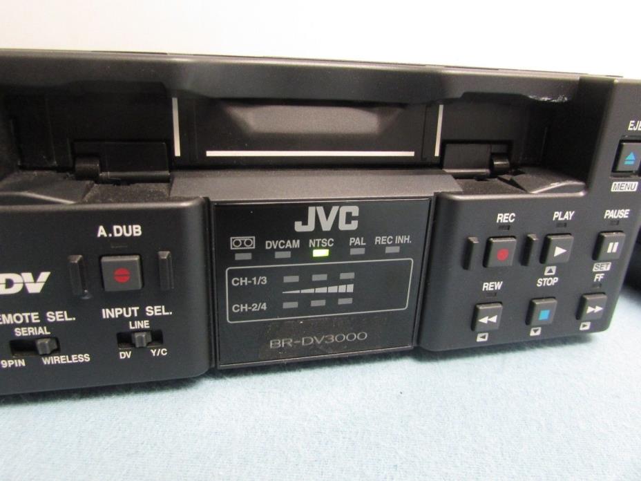 JVC BR-DV3000 Video Cassette Recorder w/Remote (C14D) Pre-Owned. ONLY 121 Hours.