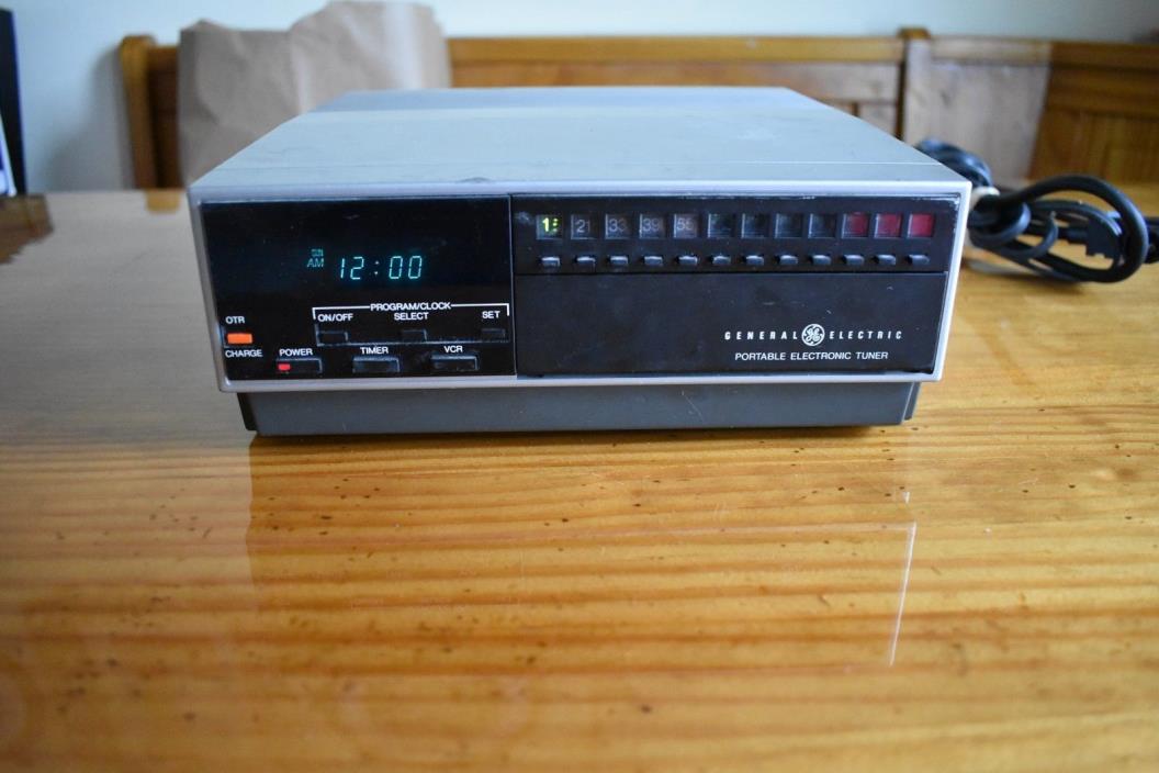 Vintage GE General Electric Portable Electronic Tuner  Model: 1CVT620
