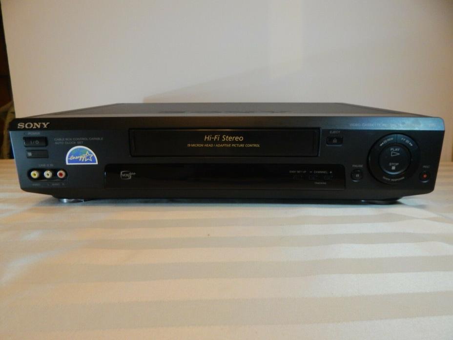 Sony SLV- 779 HF Video Cassette Recorder VCR VHS Hi-Fi No Remote Free Shipping