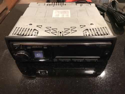 Alpine CDE-HD149BT Car CD/HD Radio Receiver with Bluetooth And Sirius XM