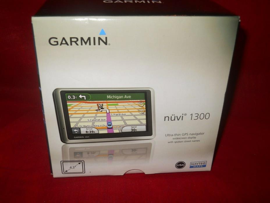 Garmin nuvi 1300 Bundle Touchscreen GPS Navigation System